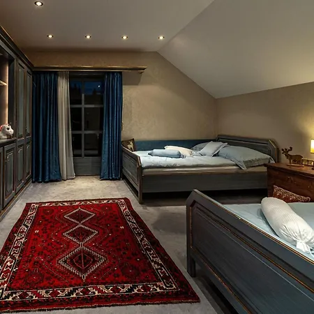 Lush And Spacious With Indoor Pool And Wellness - Seven Bedroom Вилла *