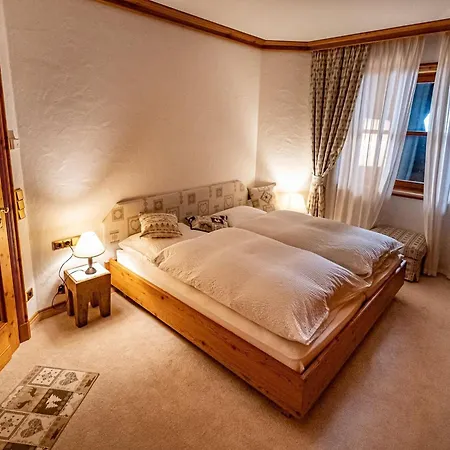 Lush And Spacious With Indoor Pool And Wellness - Seven Bedroom Вилла *