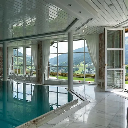 Lush And Spacious With Indoor Pool And Wellness - Seven Bedroom Вилла Бад Кляйнкирххайм
